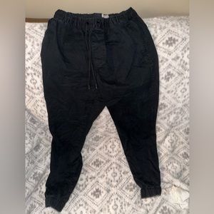 Men’s Old Navy Jogger Pants